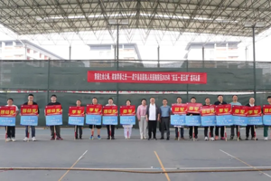【堅(jiān)韌不拔 “繩”采飛揚(yáng)】武寧縣總醫(yī)院人民醫(yī)院院區(qū)舉辦“慶五一·迎五四”拔河比賽